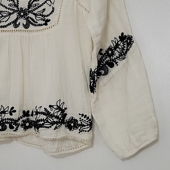 Misa Stella Embroidery Bohemian Top - Picture 4 of 13